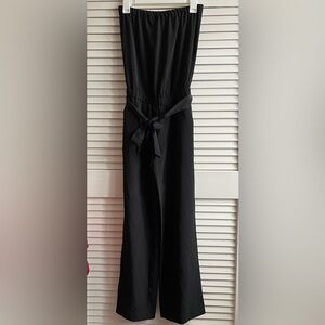 LOFT Strapless Romper w/pockets -black